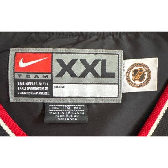 Nike Carolina Hurricanes Windbreaker XXL Pullover Jacket Black Red NHL Hockey - Picture 6 of 10